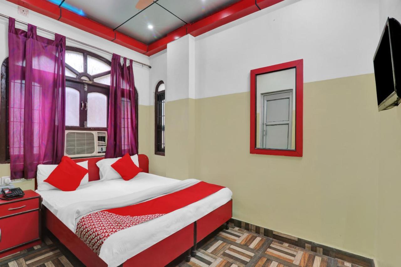 Oyo 82407 K Shree Guest House Varanasi Eksteriør billede